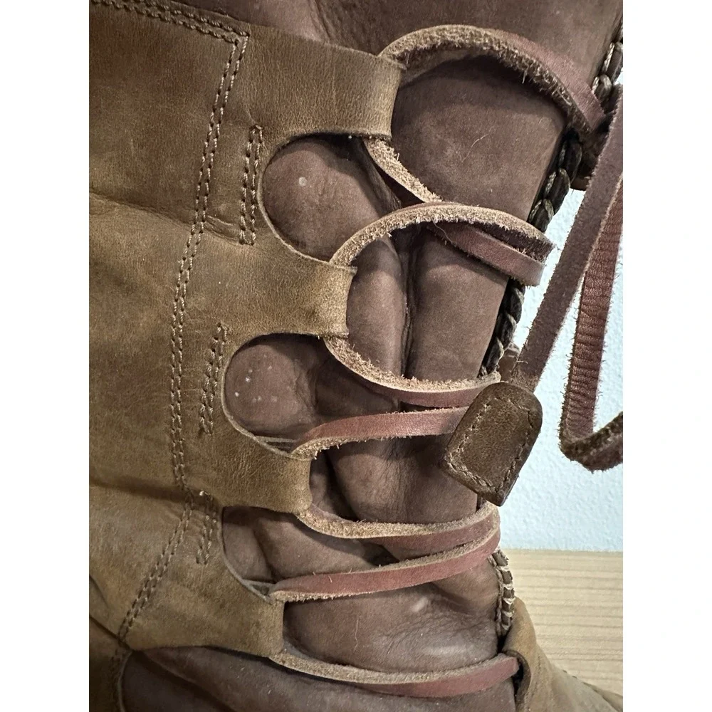 Ugg Australia Leather Boots Womens Size 9 Sheepskin Brown